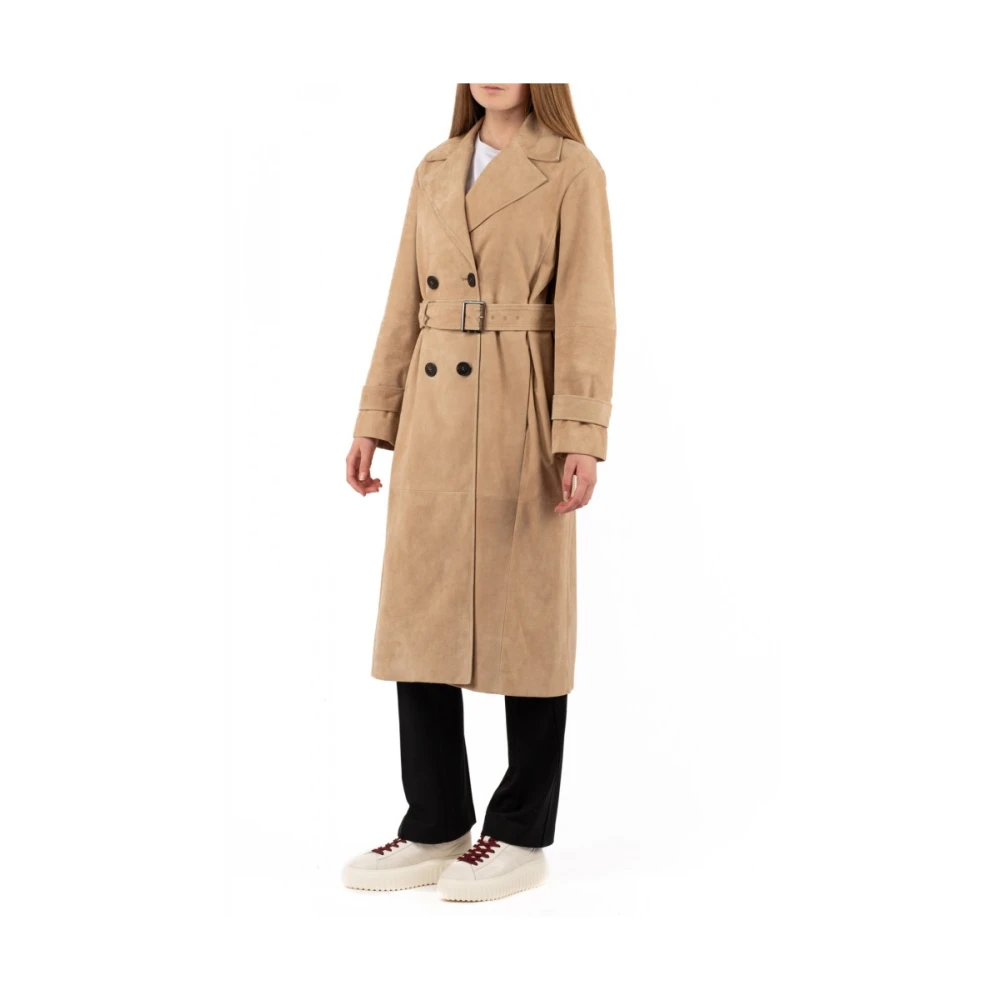 Max Mara Studio Stijlvolle Waterdichte Jas Beige Dames