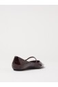 ballerines-classiques-en-cuir-verni-marron