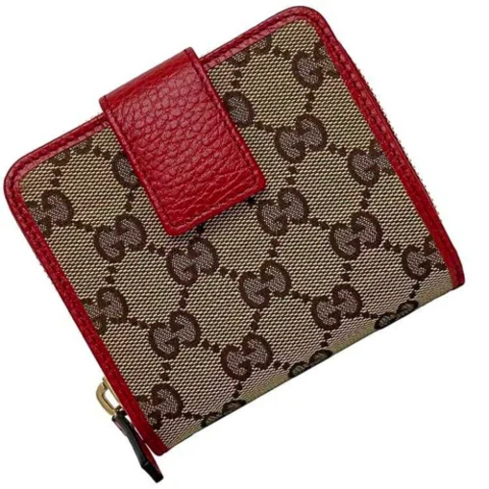 Gucci vintage selling wallet