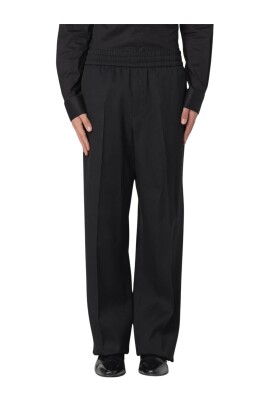 pantalon-decontracte-moderne-au-style-intemporel