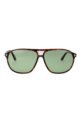 stylish-sunglasses-for-a-sunny-look
