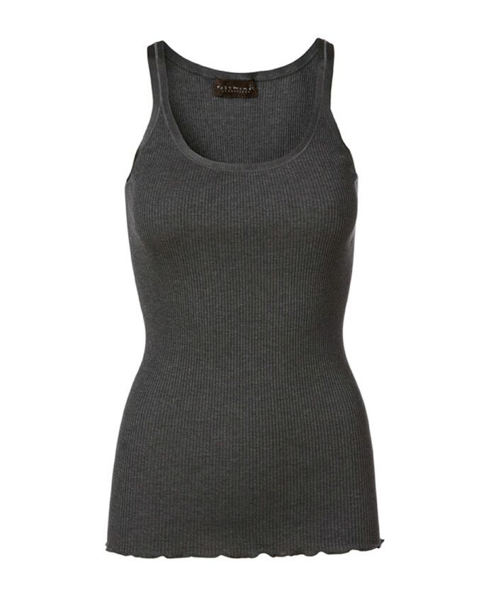 top-en-soie-simple-et-feminin