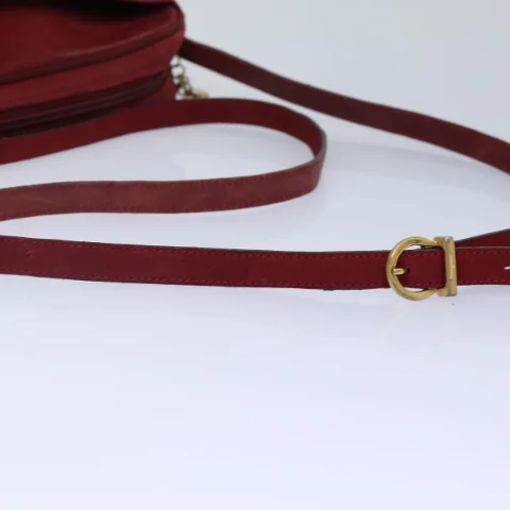 Salvatore Ferragamo Pre-owned Suede shoulder-bags Red Dames