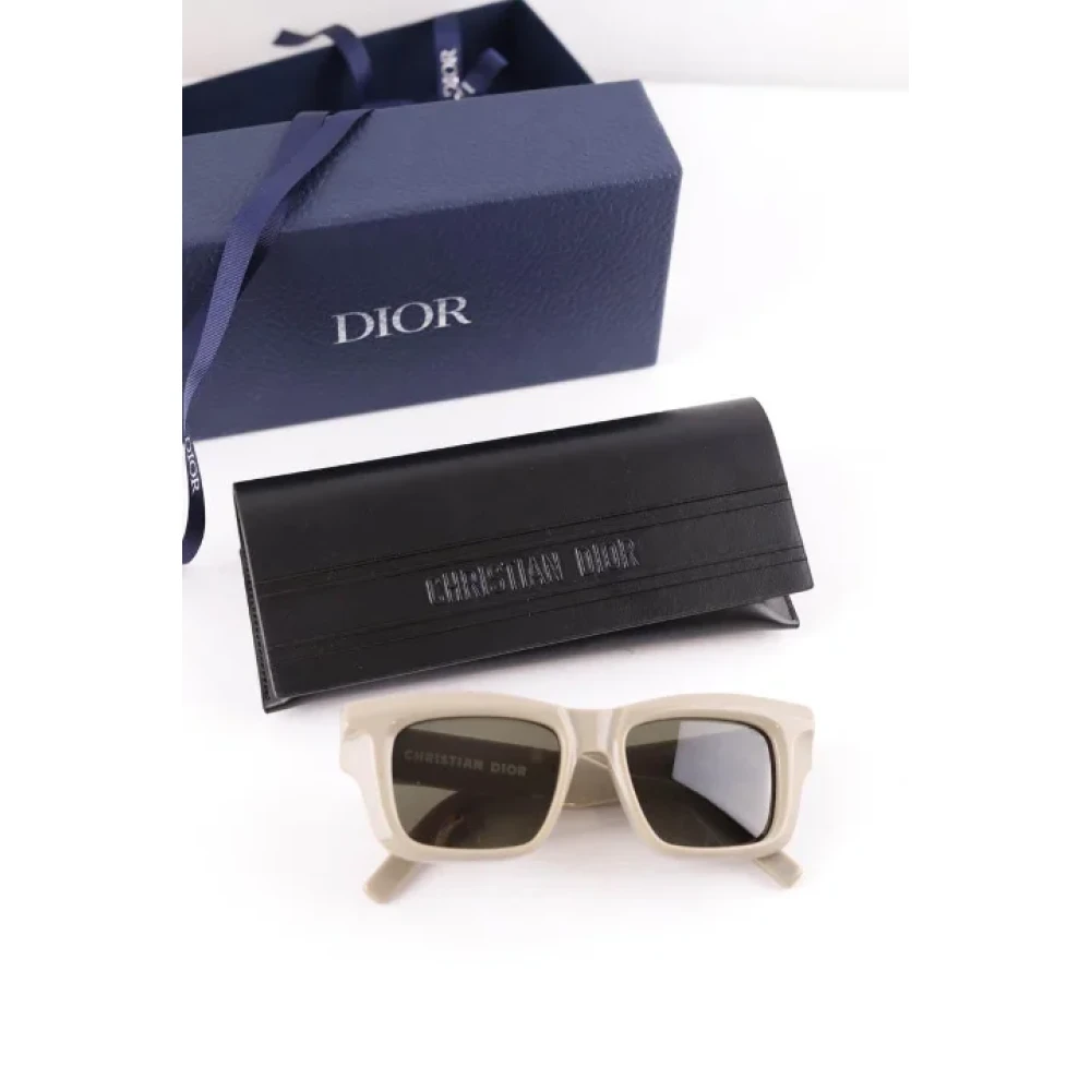 Dior Vintage Pre-owned Fabric sunglasses Beige Dames