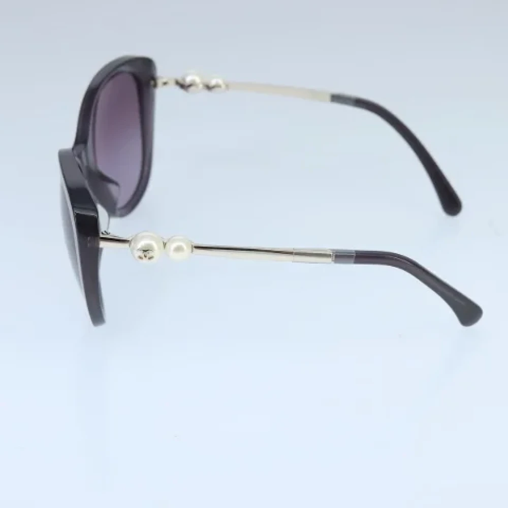Chanel Vintage Pre-owned Plastic sunglasses Purple Dames