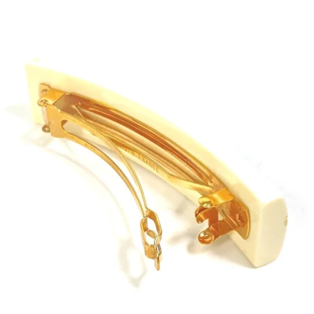 Chanel Vintage Pre-owned Plastic hair-accessories Beige Dames