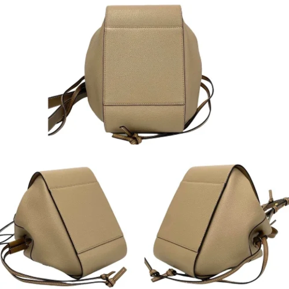 Loewe Pre-owned Leather shoulder-bags Beige Dames
