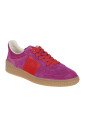 sneaker-basse-avec-detail-clou