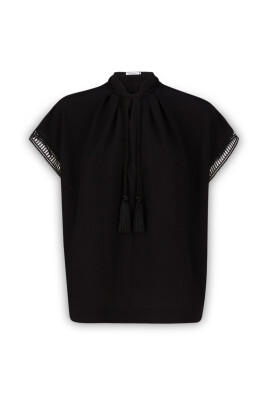 elegant-blouse-for-every-occasion