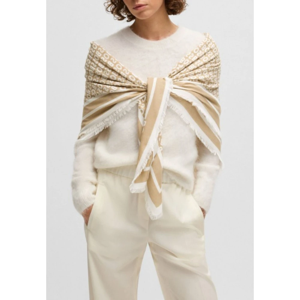 Hugo Boss Elegante Sjaal voor Vrouwen Beige Dames