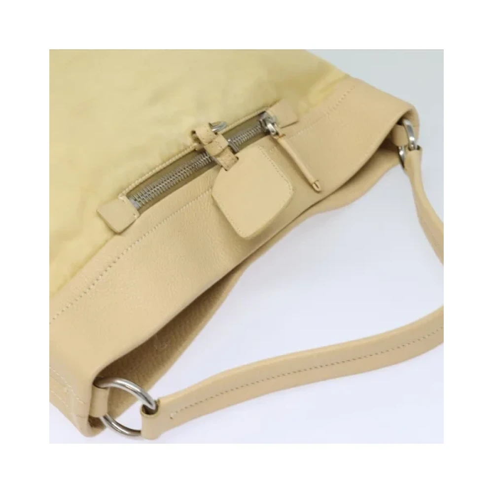 Prada Vintage Pre-owned Nylon handbags Beige Dames