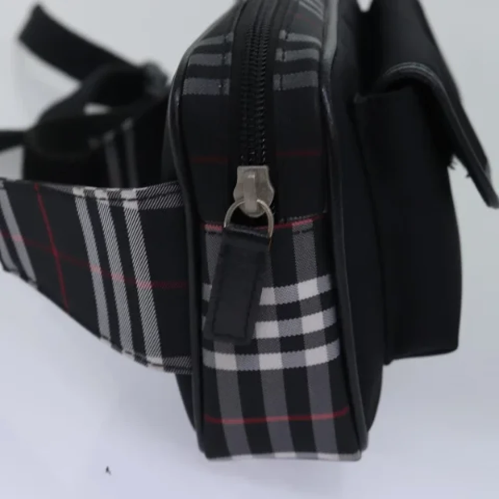 Burberry Vintage Pre-owned Nylon crossbody-bags Black Dames