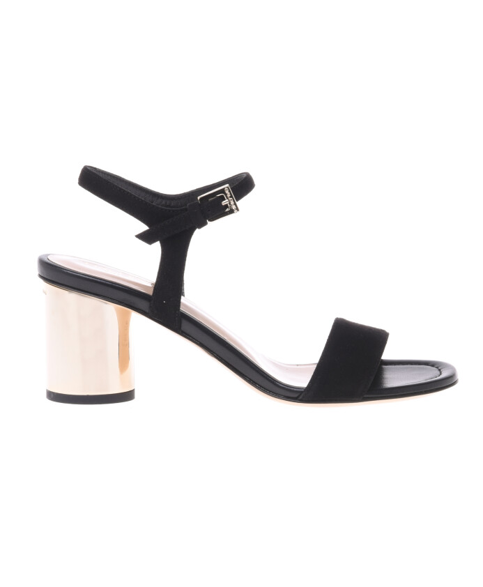 sandal-in-black-suede