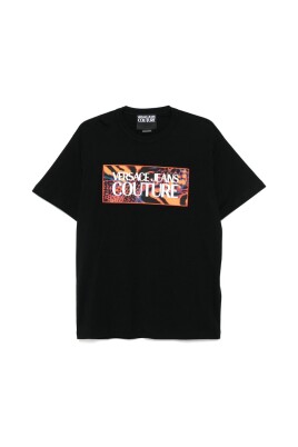 black-crew-neck-t-shirt