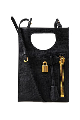 black-leather-crossbody-bag-flat-model
