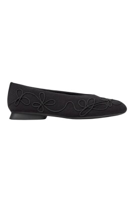 embroidered-ballerina-flats