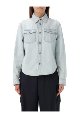 classic-denim-shirt-casual-style