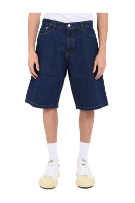 baelte-detalje-bermuda-shorts