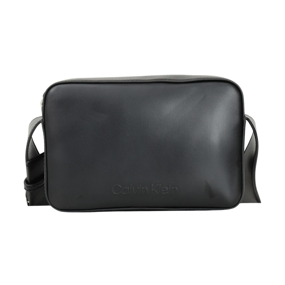 Calvin Klein Zwarte Schoudertas met Reliëf Logo Black Dames