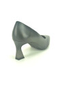elegante-zwarte-pump-met-tip