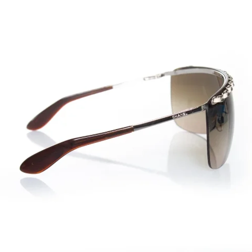 Chanel Vintage Pre-owned Plastic sunglasses White Dames