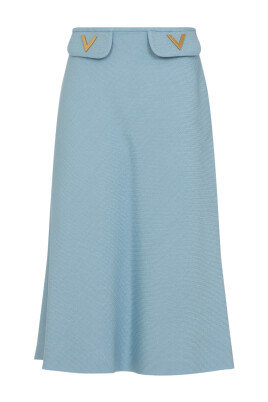 blue-skirt-for-stylish-occasions