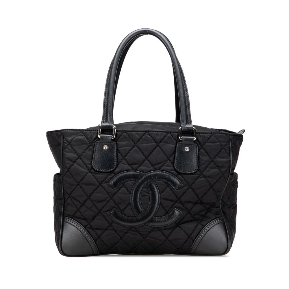 Chanel Vintage Women's Black Pre-Owned Quilted Nylon Tote Bag With Leather Details And Embellishment