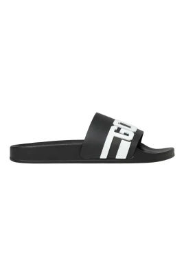 Stilrena svarta sandaler