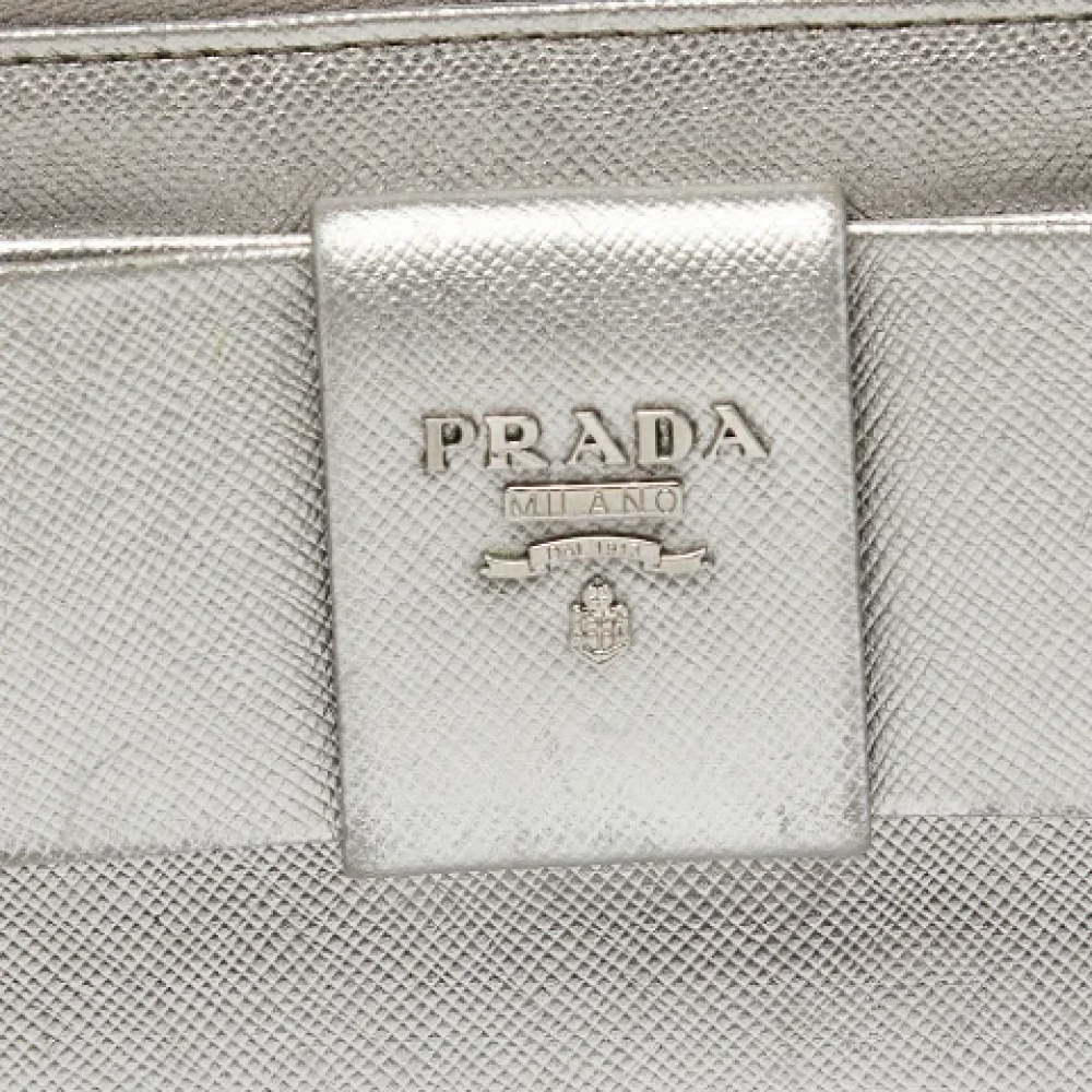 Prada Vintage Pre-owned Leather wallets Gray Dames