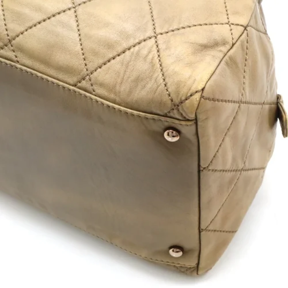 Chanel Vintage Pre-owned Leather totes Brown Dames