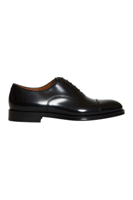 black-leather-oxford-lace-up-shoes
