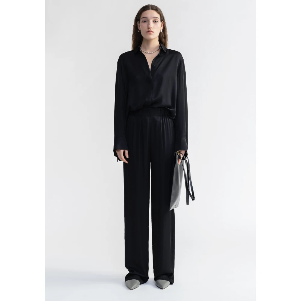 Aeron Cougar Black Dames