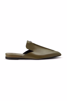 khaki-kapcie-o-minimalistycznym-designie