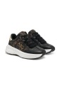 sneakers-marrons-avec-dessus-en-cuir-pu