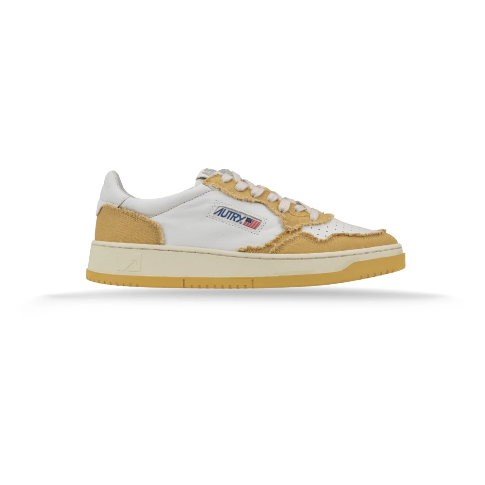Shoes > Sneakers - - Autry - Modalova