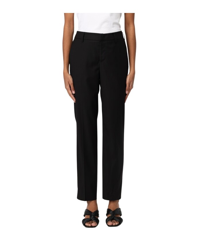 black-trousers-stylish