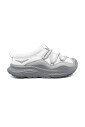 sneaker-gris-massif-avec-sangles-elastiques