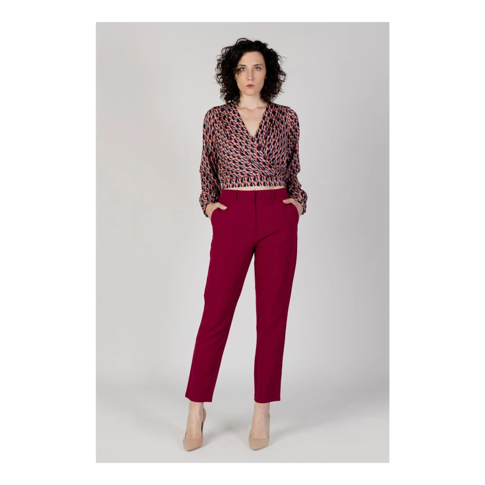 Vila Chinos Red Dames