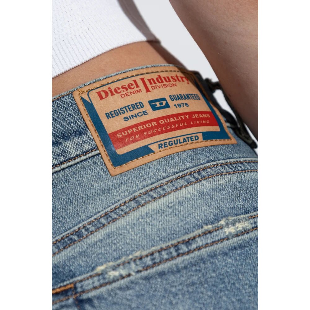Diesel Versleten Jeans D-Akemi L.32 Blue Dames