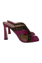 fuchsia-sandalen-met-bruine-bandjes-en-heritage-print-maat-39