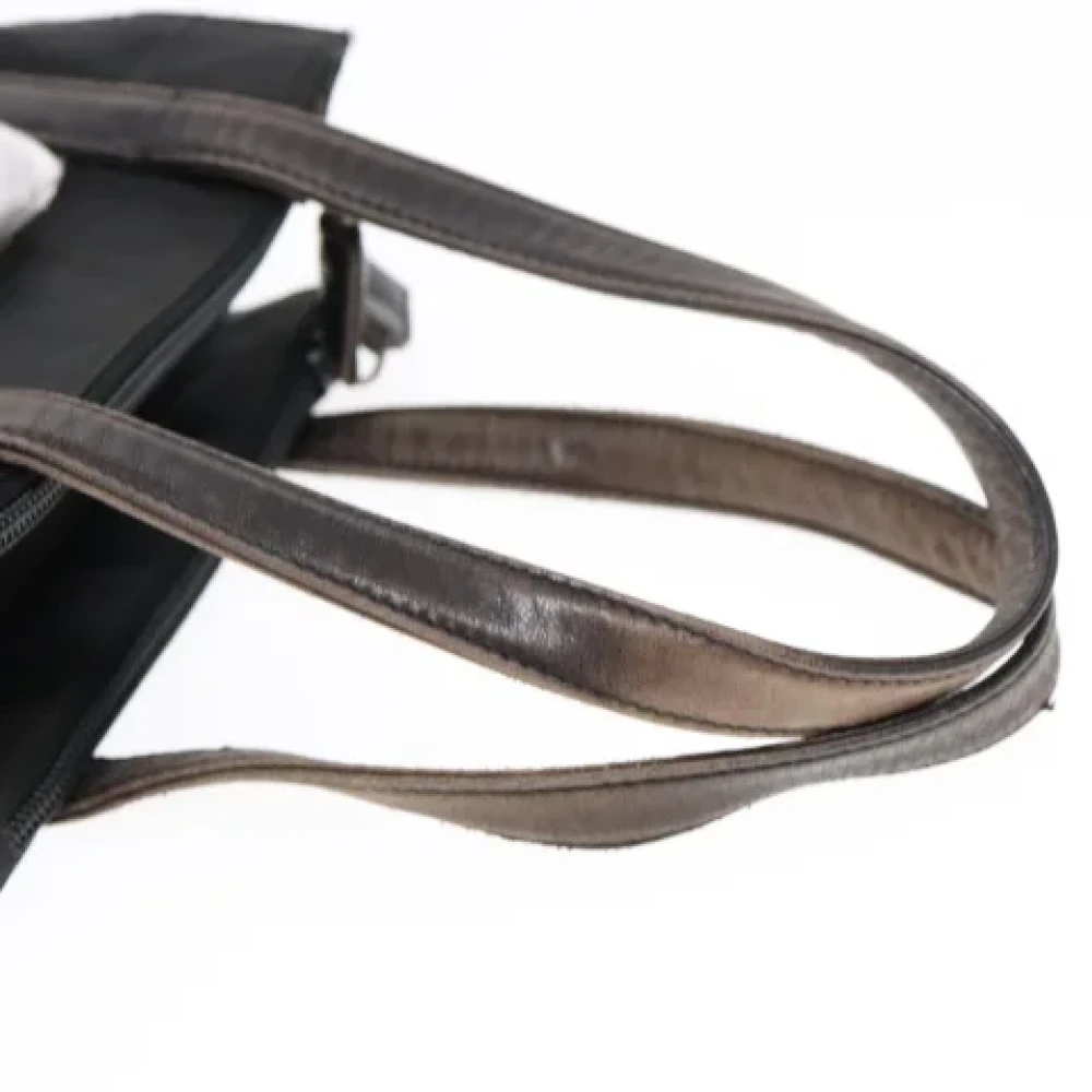 Prada Vintage Pre-owned Nylon handbags Black Dames
