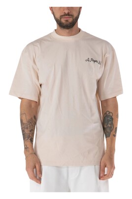 modern-graphic-tee