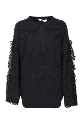 tricot-noir-pour-femmes-aw23