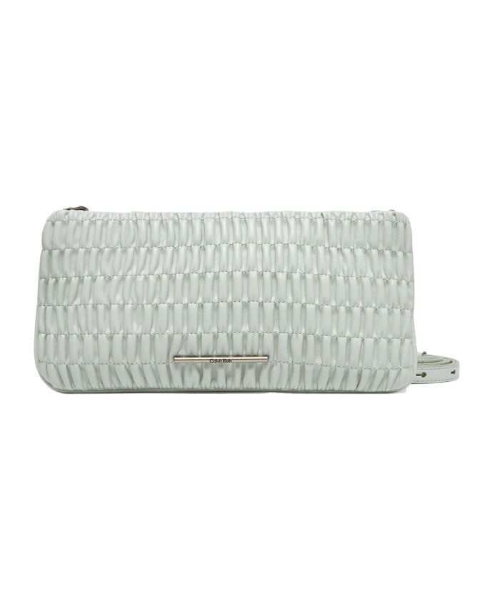 sac-a-fermeture-eclair-froncee
