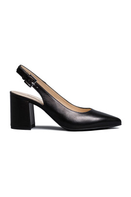 black-sandals-for-women
