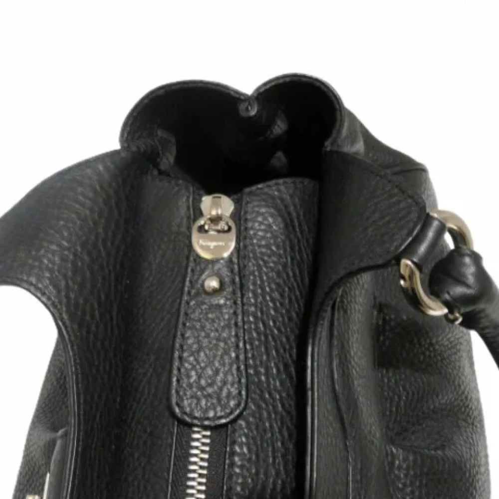 Salvatore Ferragamo Pre-owned Leather handbags Black Dames