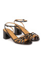 zwart-gelakte-sandalen-met-dunne-bandjes