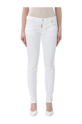 pantalon-en-denim-contemporain