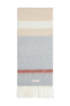 stylish-scarf-for-all-occasions