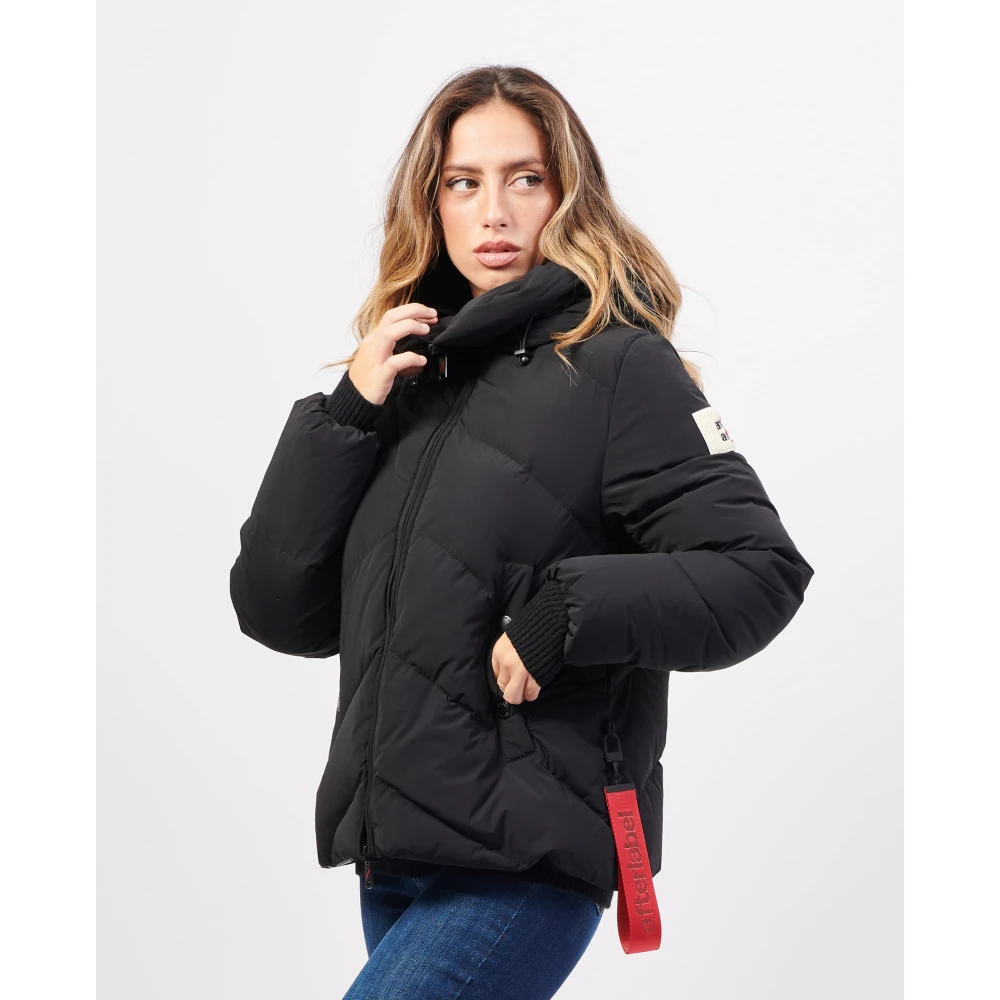 Afterlabel Korte winterjas voor dames met capuchon Black Dames